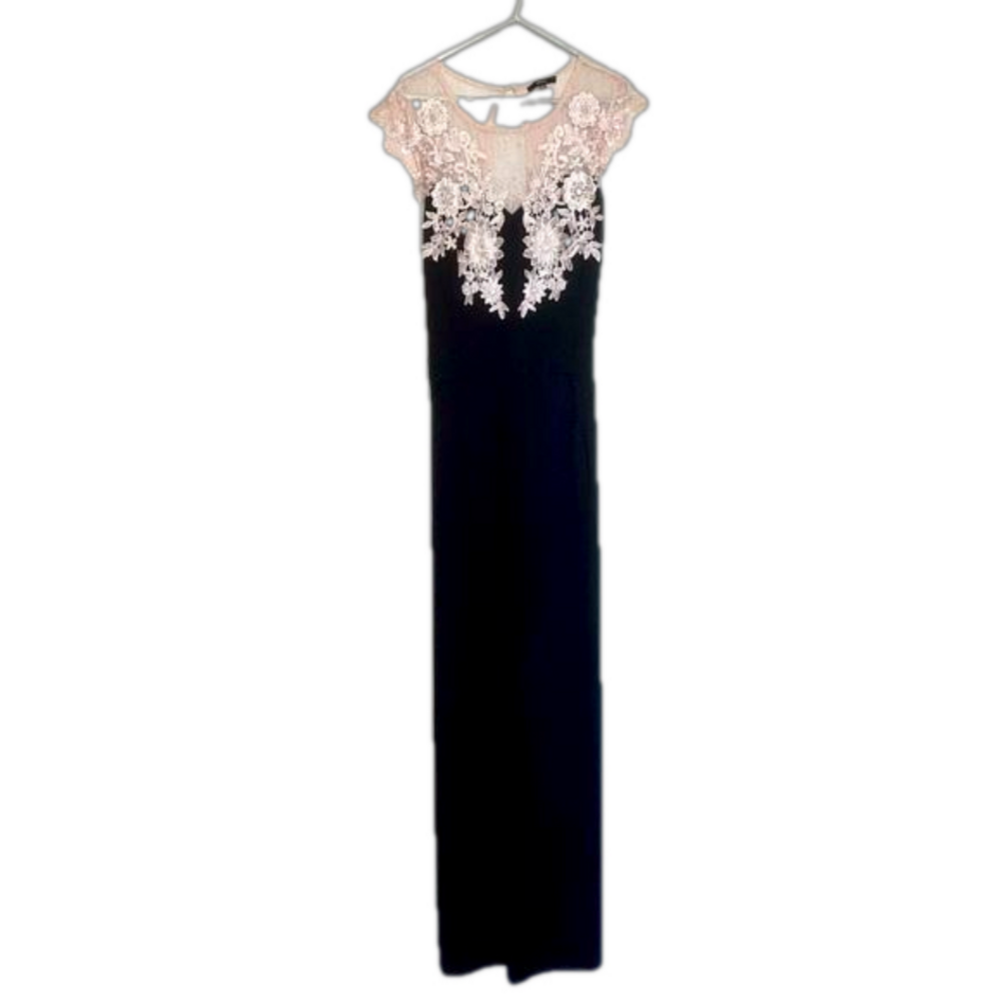 BLĀSHE lace Jumpsuit